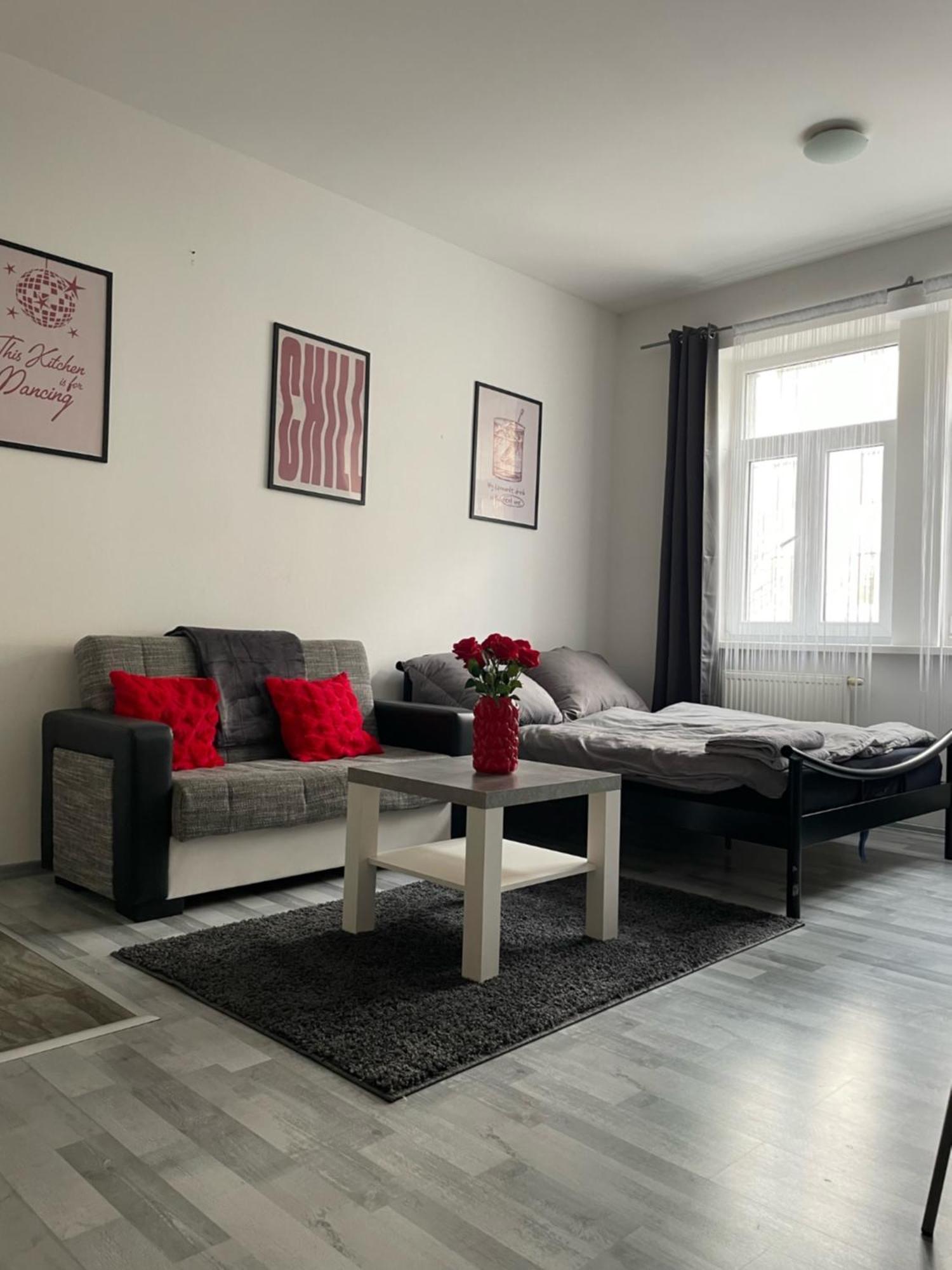 Tiffany Apartment In The City Center Bratislava Luaran gambar