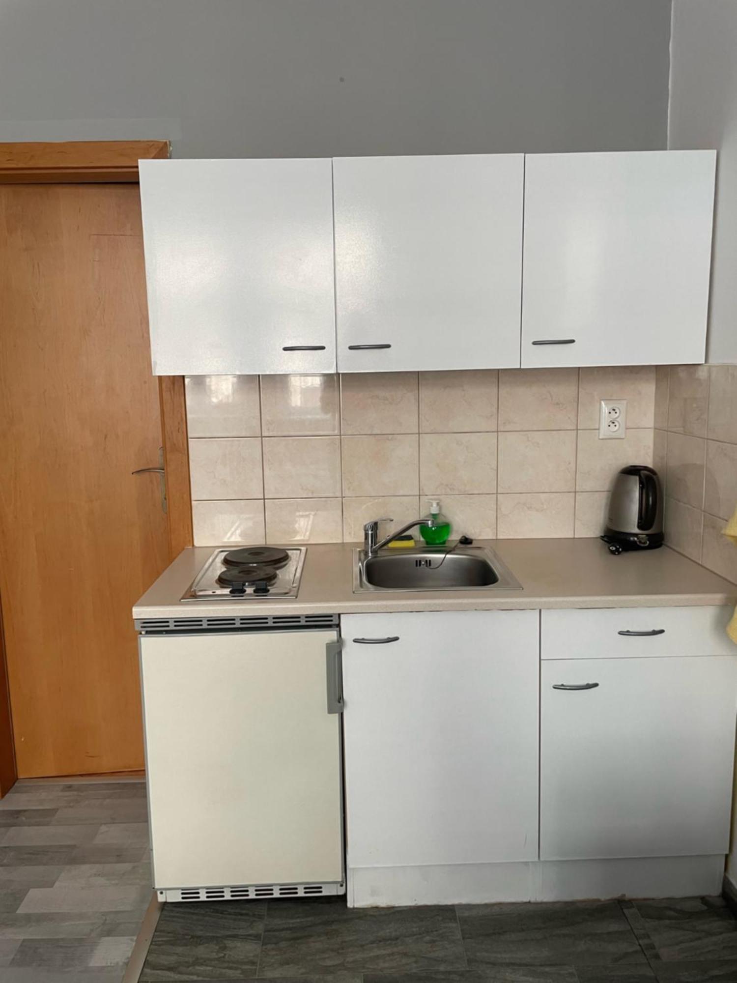 Tiffany Apartment In The City Center Bratislava Luaran gambar
