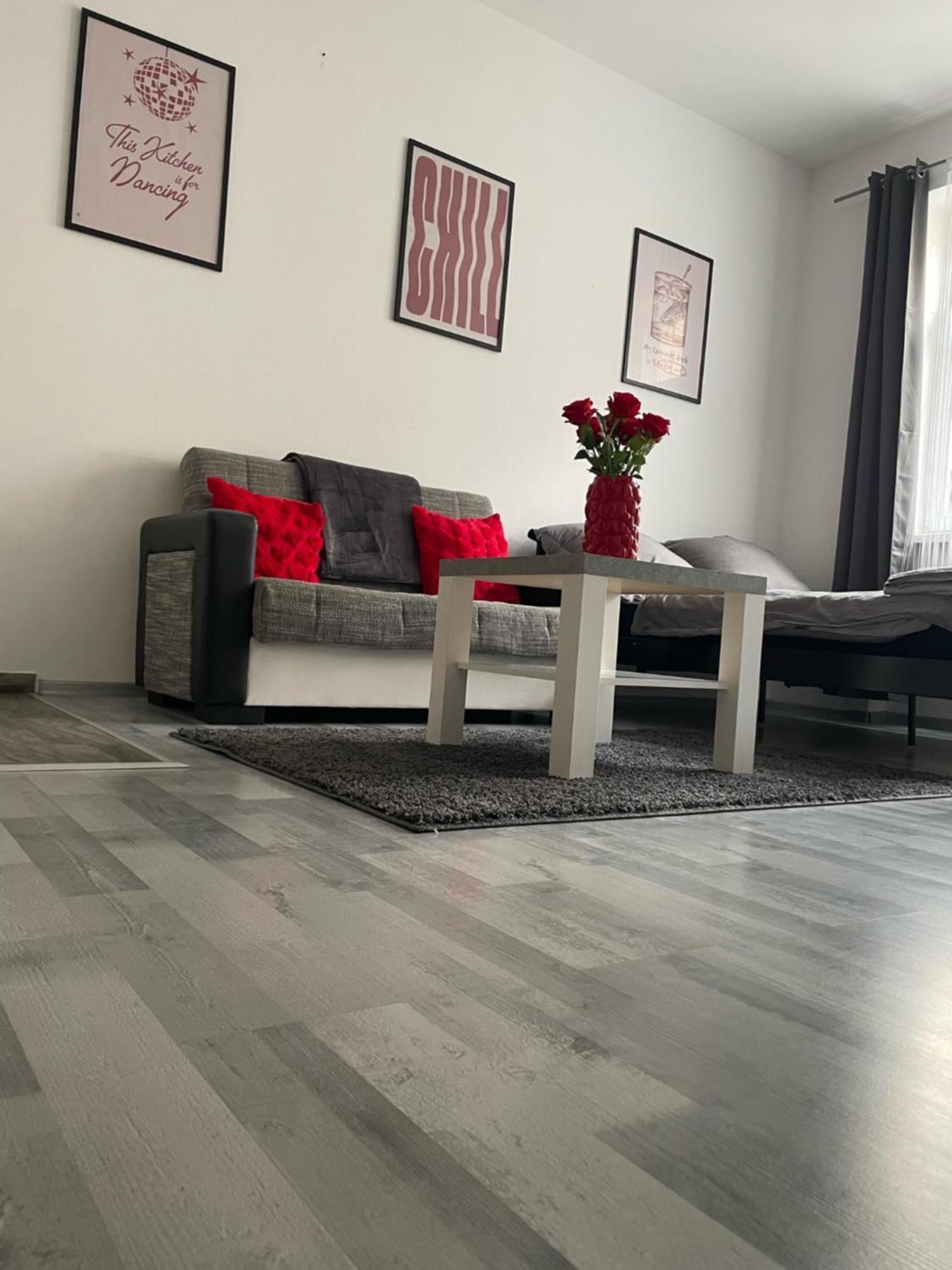 Tiffany Apartment In The City Center Bratislava Luaran gambar